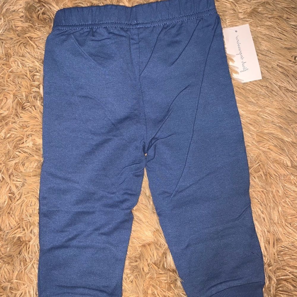 First Impressions Outfit  - Picture 5 of 6